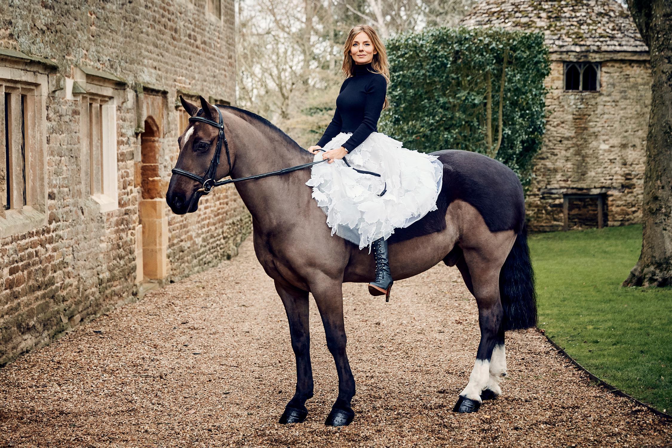 Geri Halliwell - Horse